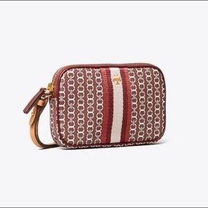 NWT Tory Burch Gemini Link Wristlet Royal Burgundy